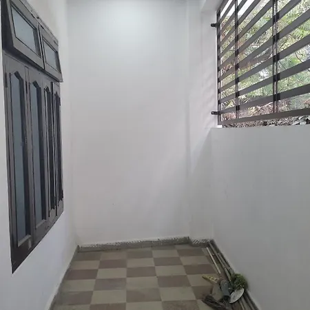 Shree Jayram Giri Niwas Sjgn Prayagraj Exterior photo